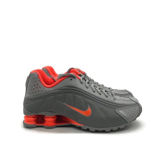 grey and orange shox